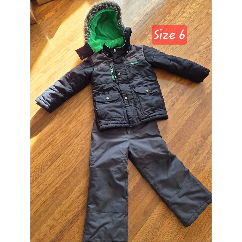 Kids OshKosh Snowsuit Size 6